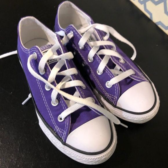 purple converse size 5